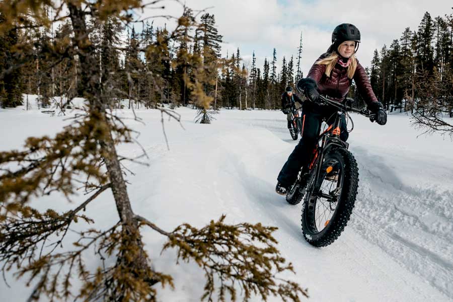 Winters fietsavontuur Saariselka