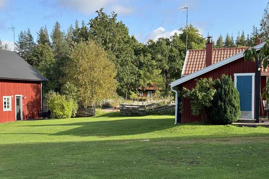 vimmerby-stugby-honhuset